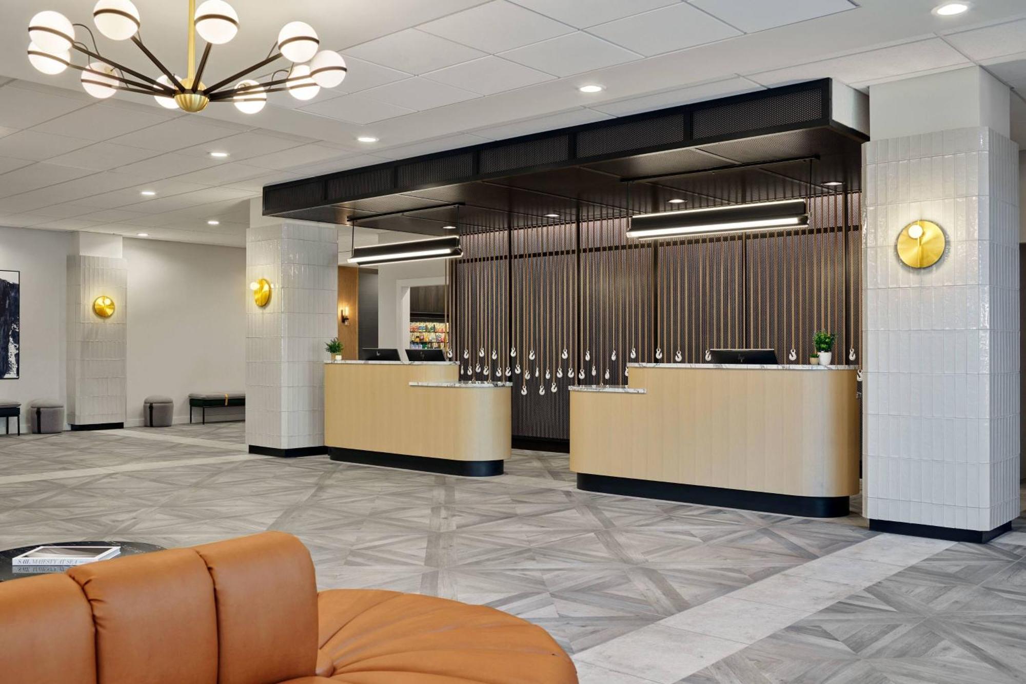 Delta Hotels By Marriott Muskegon Convention Center Bagian luar foto